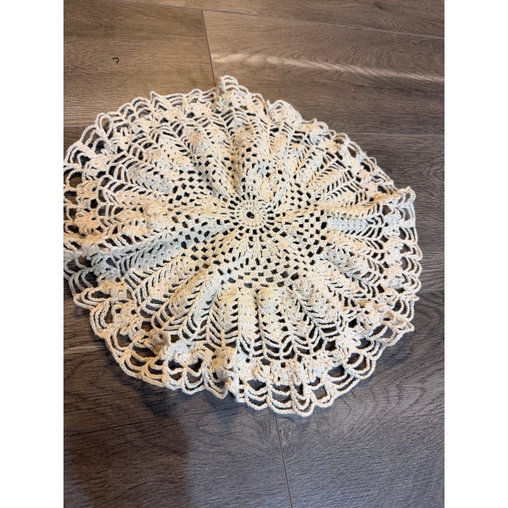 Crochet Doily Table Runner 2 pc Set‎ Vintage Lace Floral Medallion Handmade Chic